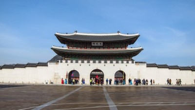 Cổng Gwanghwamun, lối vào cung điện Gyeongbokgung