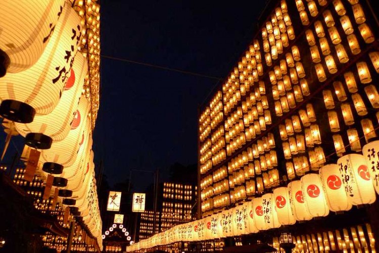 5 lễ hội mùa hè với ánh lồng đèn tuyệt đẹp ở Nhật Bản