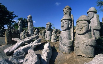 Volcanic Rocks - biểu tượng của đảo Jeju